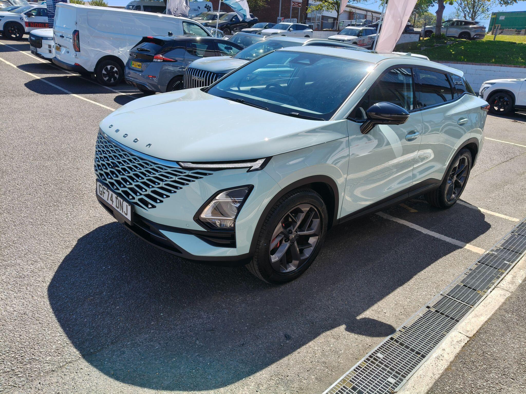 Large vehicle image